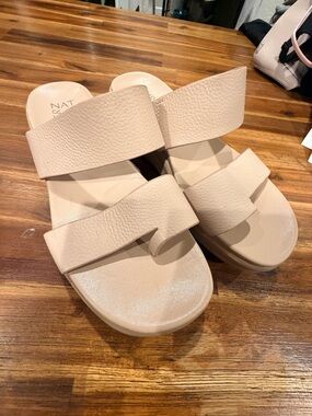 Naturalizer Women's Slide Sandals in Light Beige